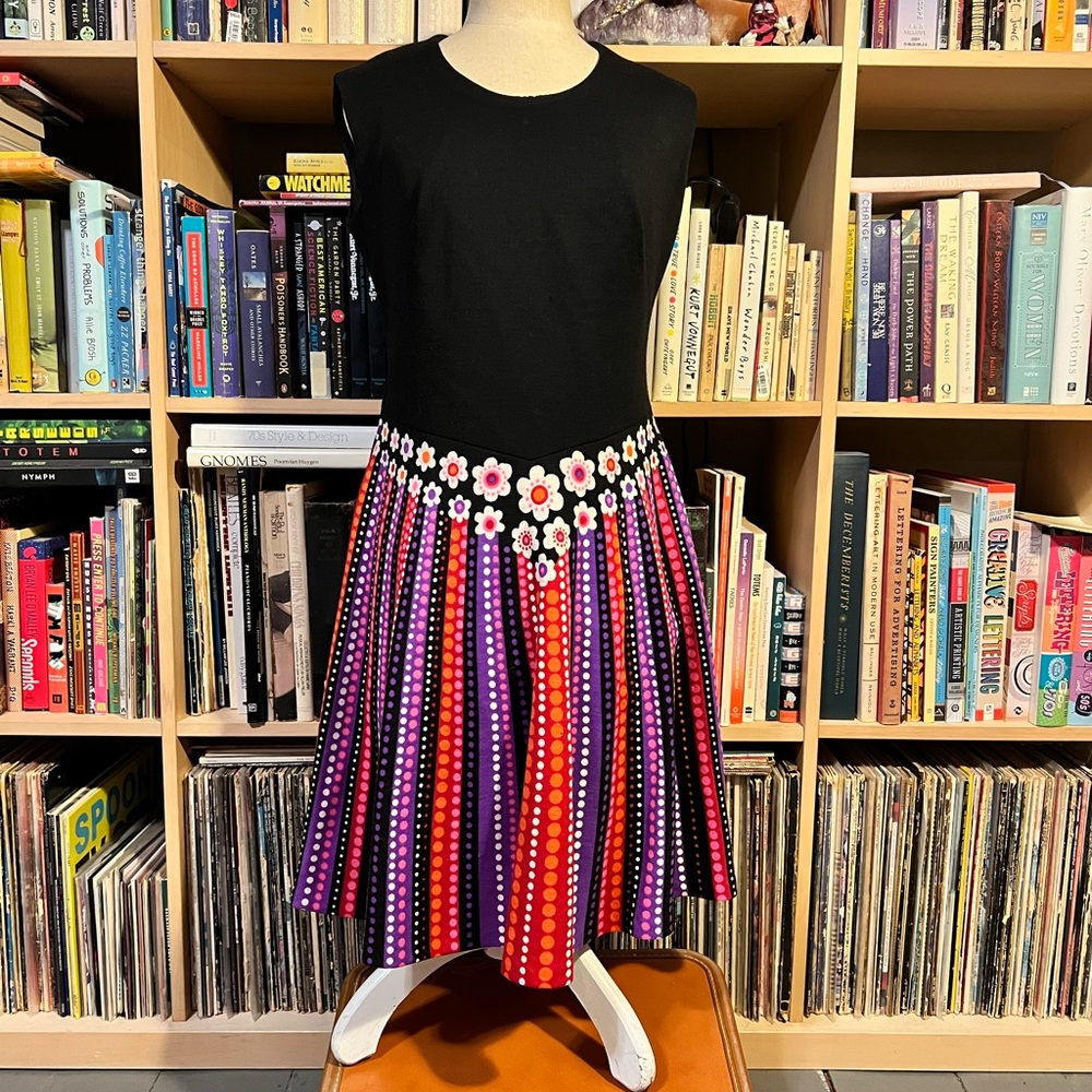 Amazing 60s mod space age flower power shift sleeveless wool dress